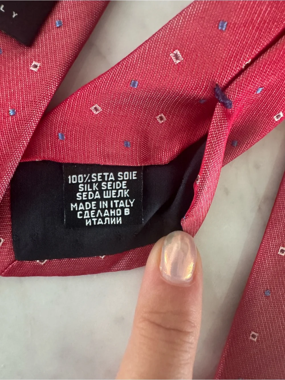 BOSS Hugo Boss Made in Italy 100% Silk Red Geometric Tie